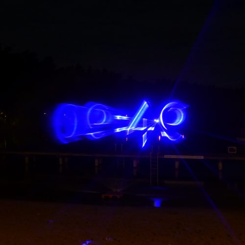 Lasershow Countdown auf Wasserleinwand